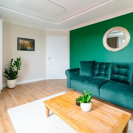 Hello Apartamenty Deptak - Royal Green Apartment Karpacz